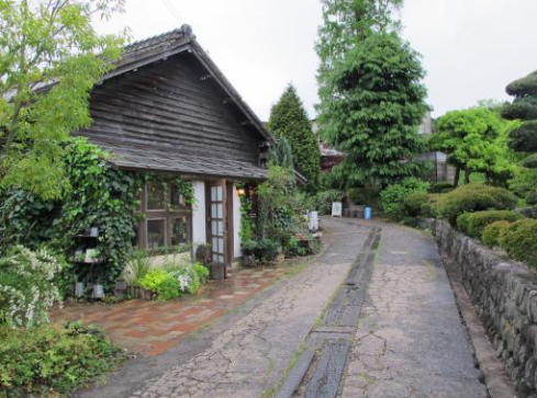 「器と棚田のある日常」— 三川内・波佐見、土と火に寄り添う半日